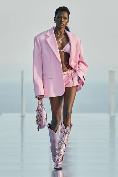 Look 5